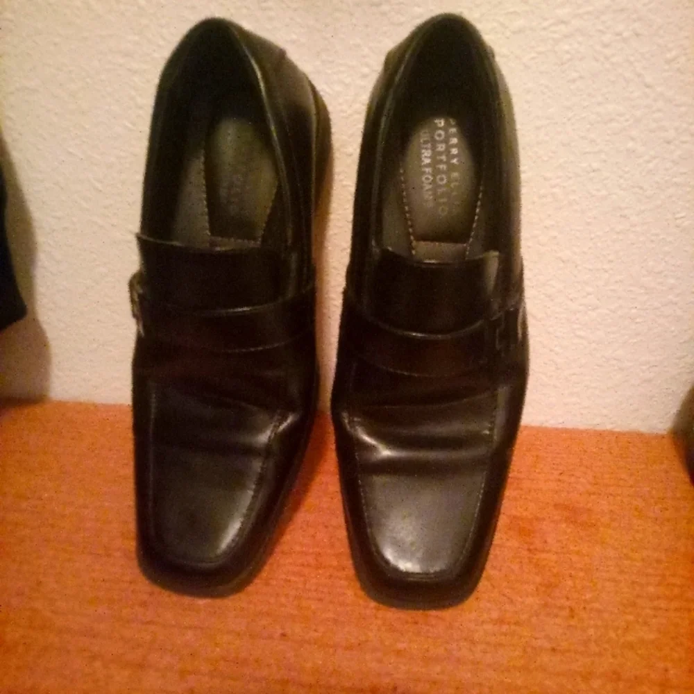 Perry Ellis Ultra Foam Mens 7.5 Unisex loafers Casual Comfortable Business Shoe